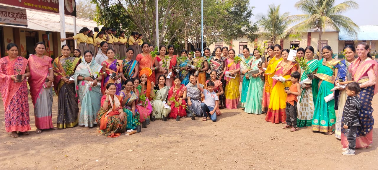 स्त्रियांनी प्रत्येक क्षेत्रात आपले अस्तित्व निर्माण करत क्रांती घडविली- प्राचार्य दत्तात्रय सस्ते