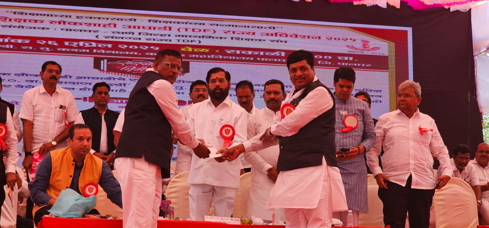 महाराष्ट्र शिक्षक लोकशाही आघाडी (TDF) चे राज्यस्तरीय अधिवेशन श्री.जी.के.थोरात सर यांच्या अध्यक्षतेखाली यशस्वीपणे संपन्न झाले